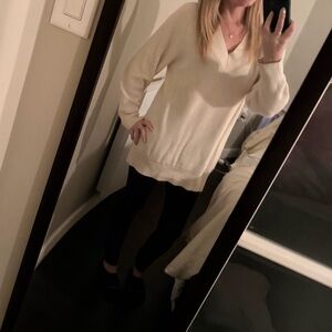 Oversized Wilfred V Neck sweater